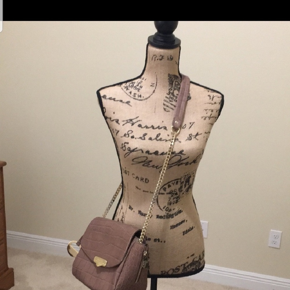 Versace Collection NWOT embossed leather bag⭐